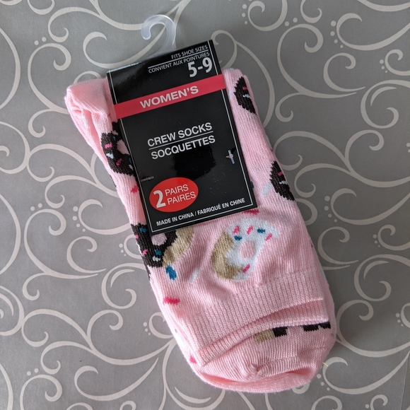 2 pairs of women's crew socks. NWT - Picture 2 of 5